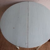 Blue side round table