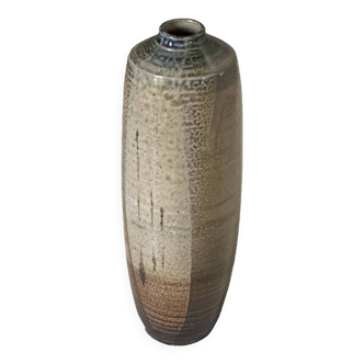Ceramic vase