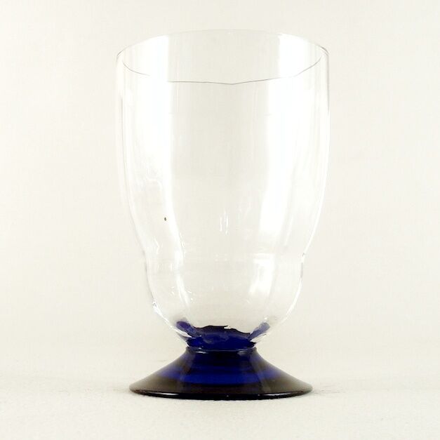 1930 glasses, blue feet