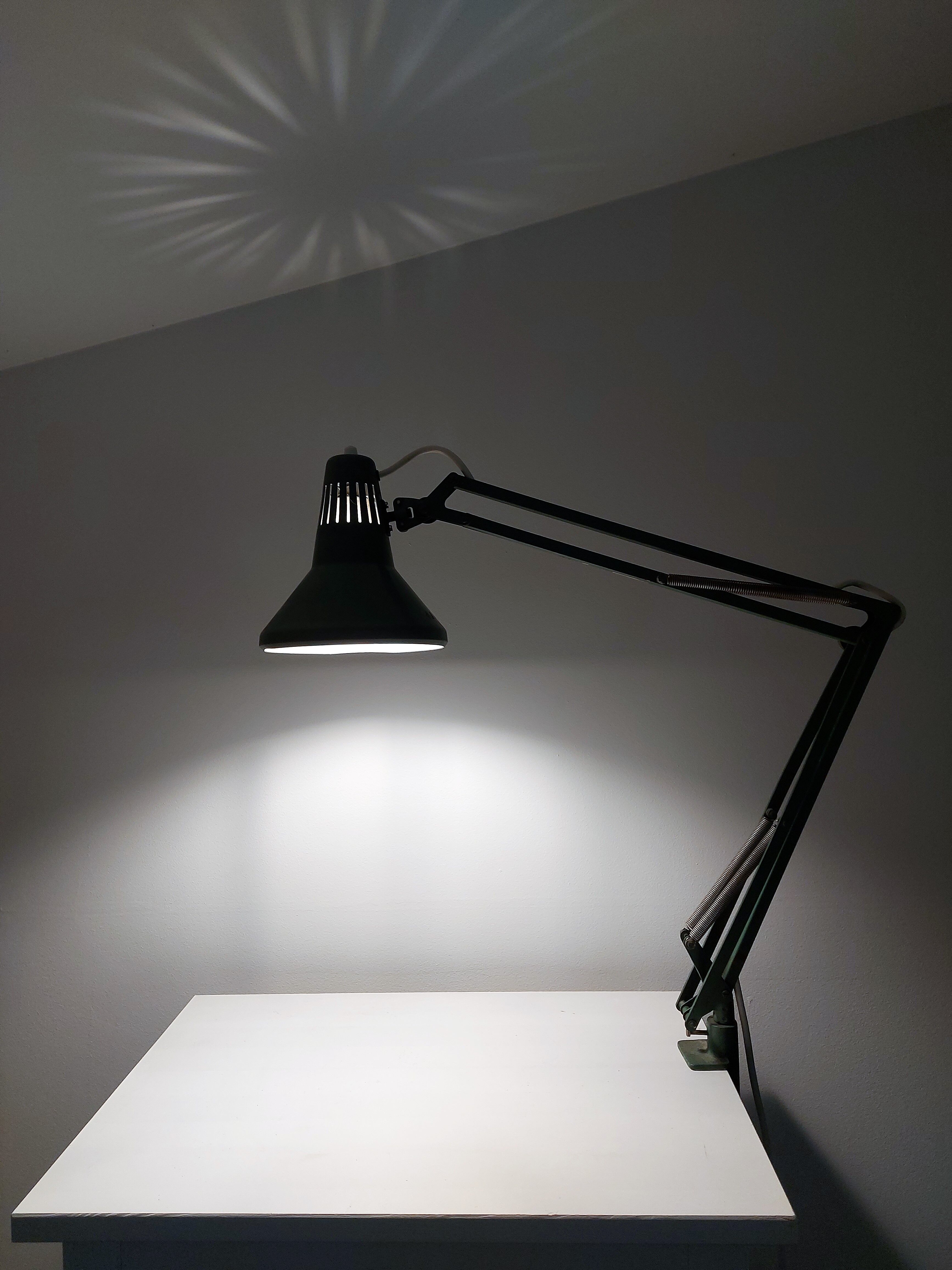 Architect Adjustable Green Swing-Arm Desk Lamp, 1970s