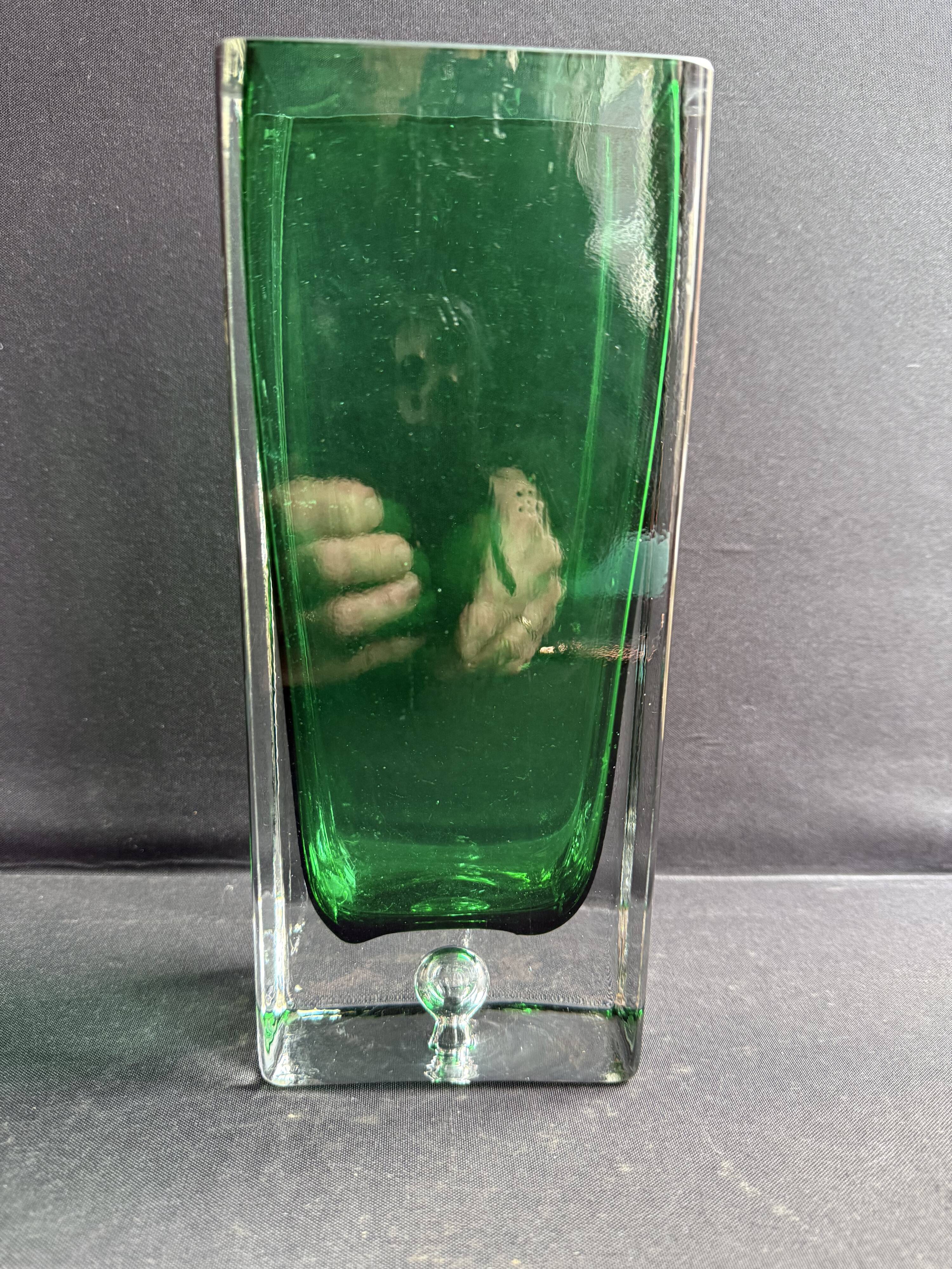 Rectangular vase in green sommerso glass