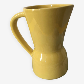 Pitcher or vase in yellow porcelain stamped Saint Clément France, numbered 7821