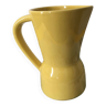 Pichet ou vase en porcelaine jaune estampillé Saint Clément France, numéroté 7821