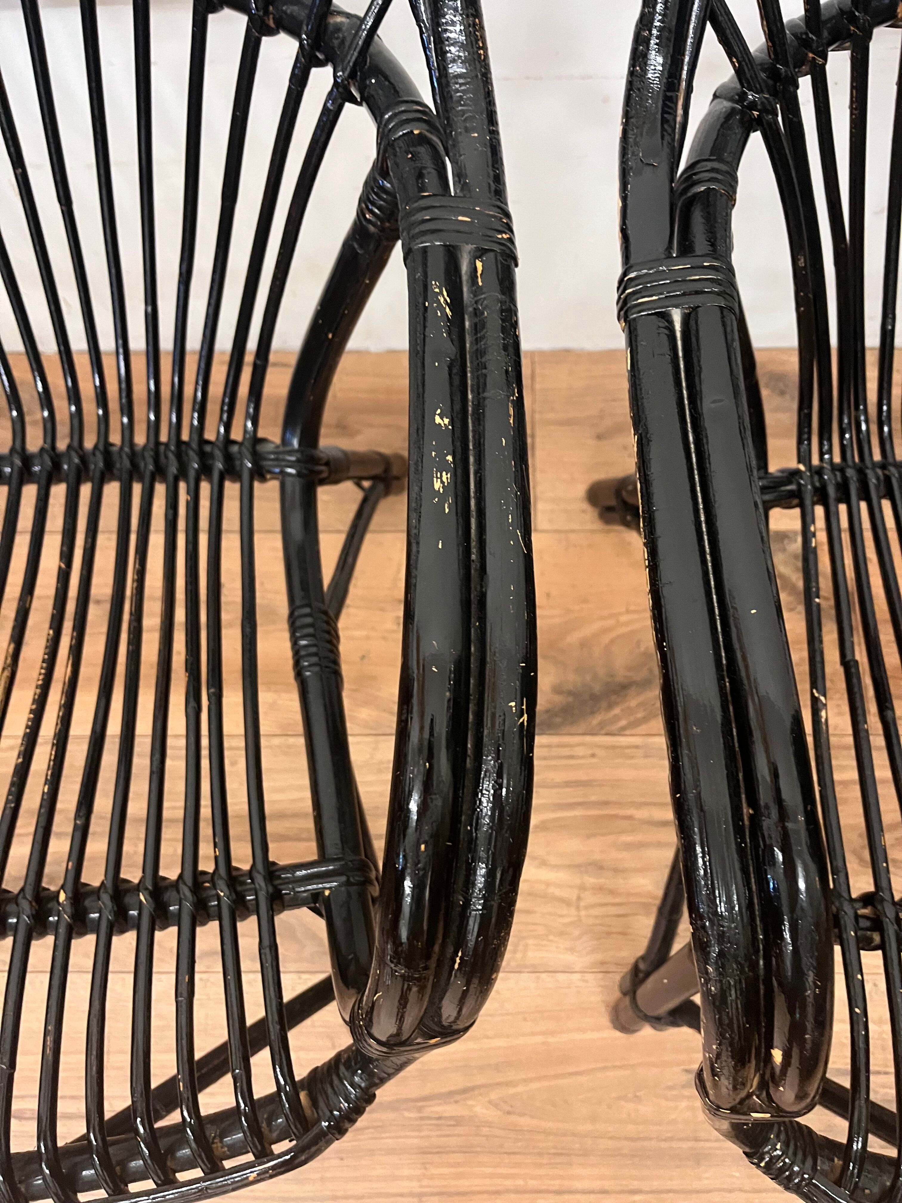 Paire de fauteuils en rotin vintage