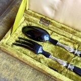 Ménagère 68 couverts en métal argenté et ébène noir avec 4 écrins en velour