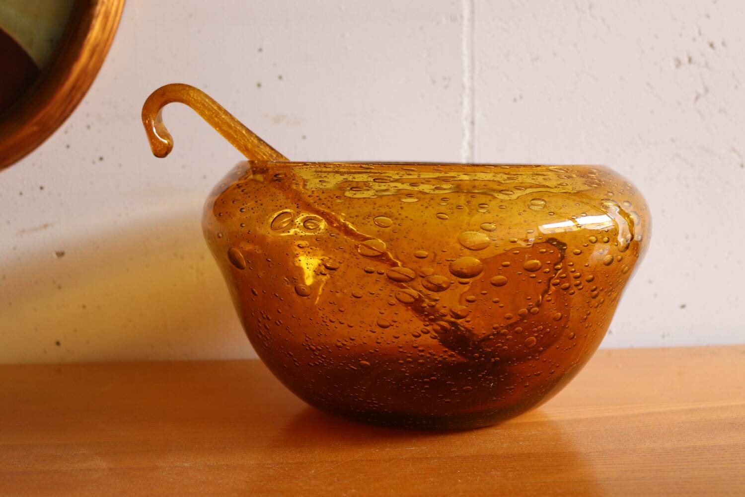 Vintage amber blown bubble glass salad bowl and ladle.