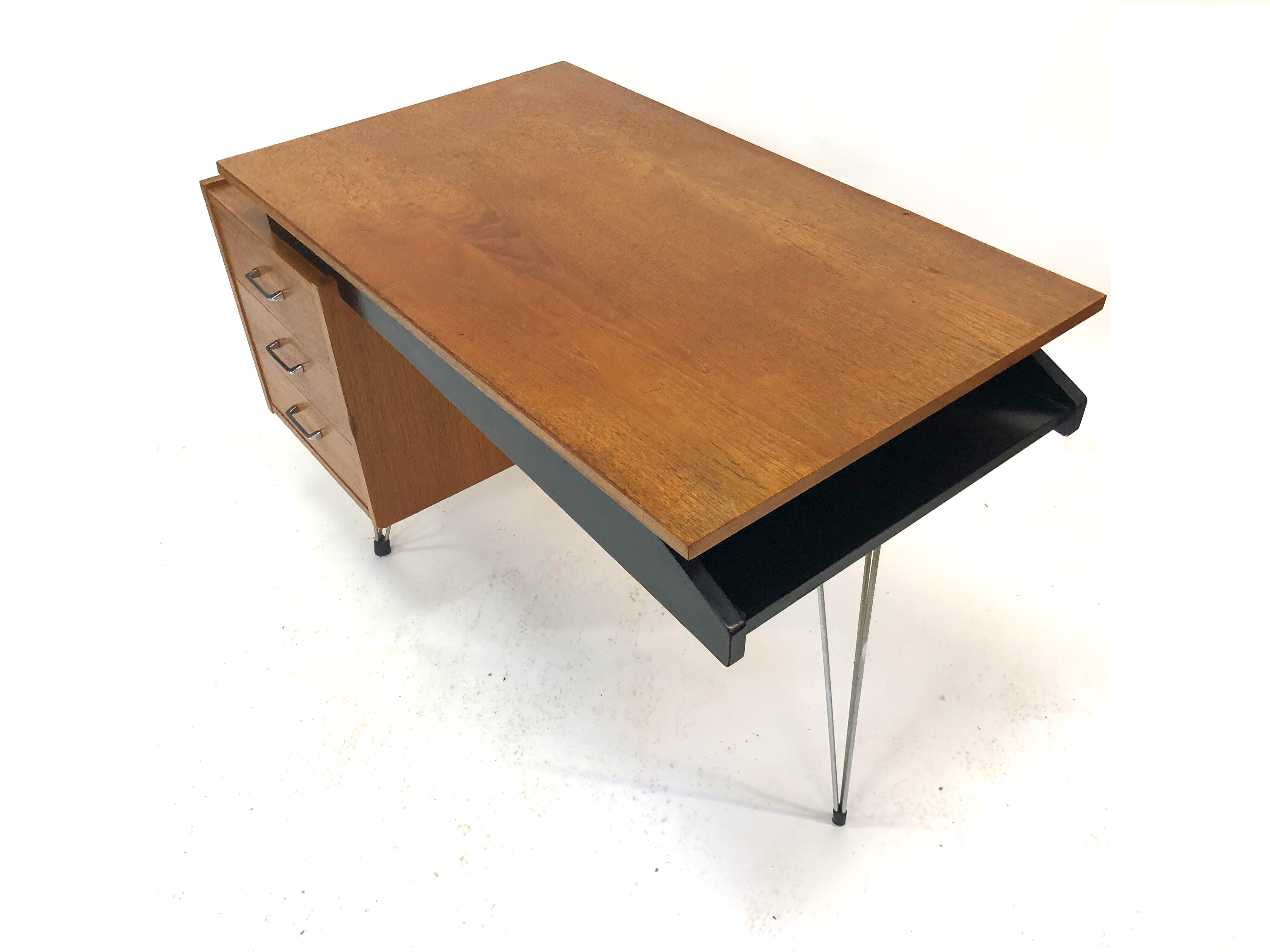 Designer Vintage Pastoe Cees Braakman desk of the 50s teak
