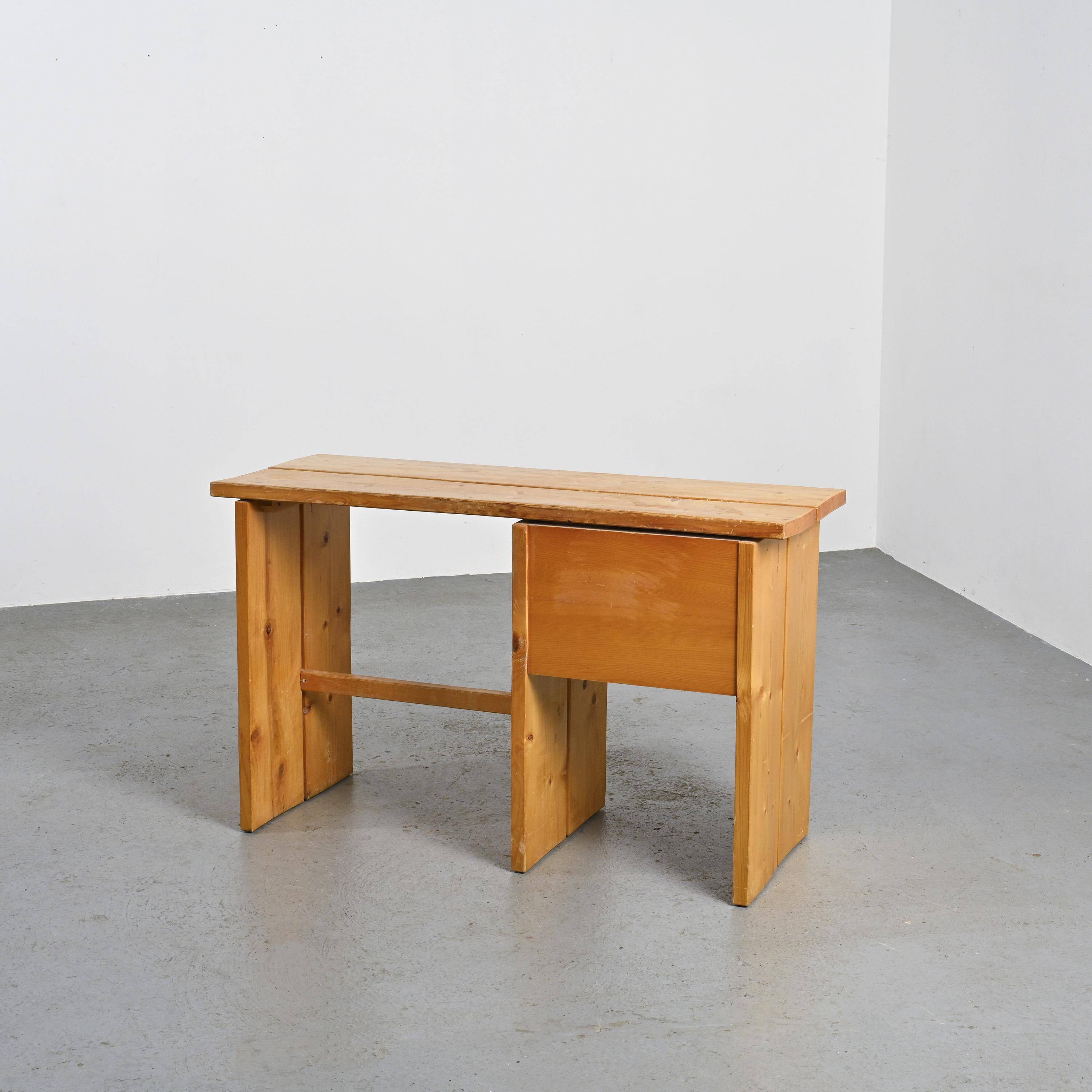 Pine desk, Mobiler Gal, La Plagne 60s