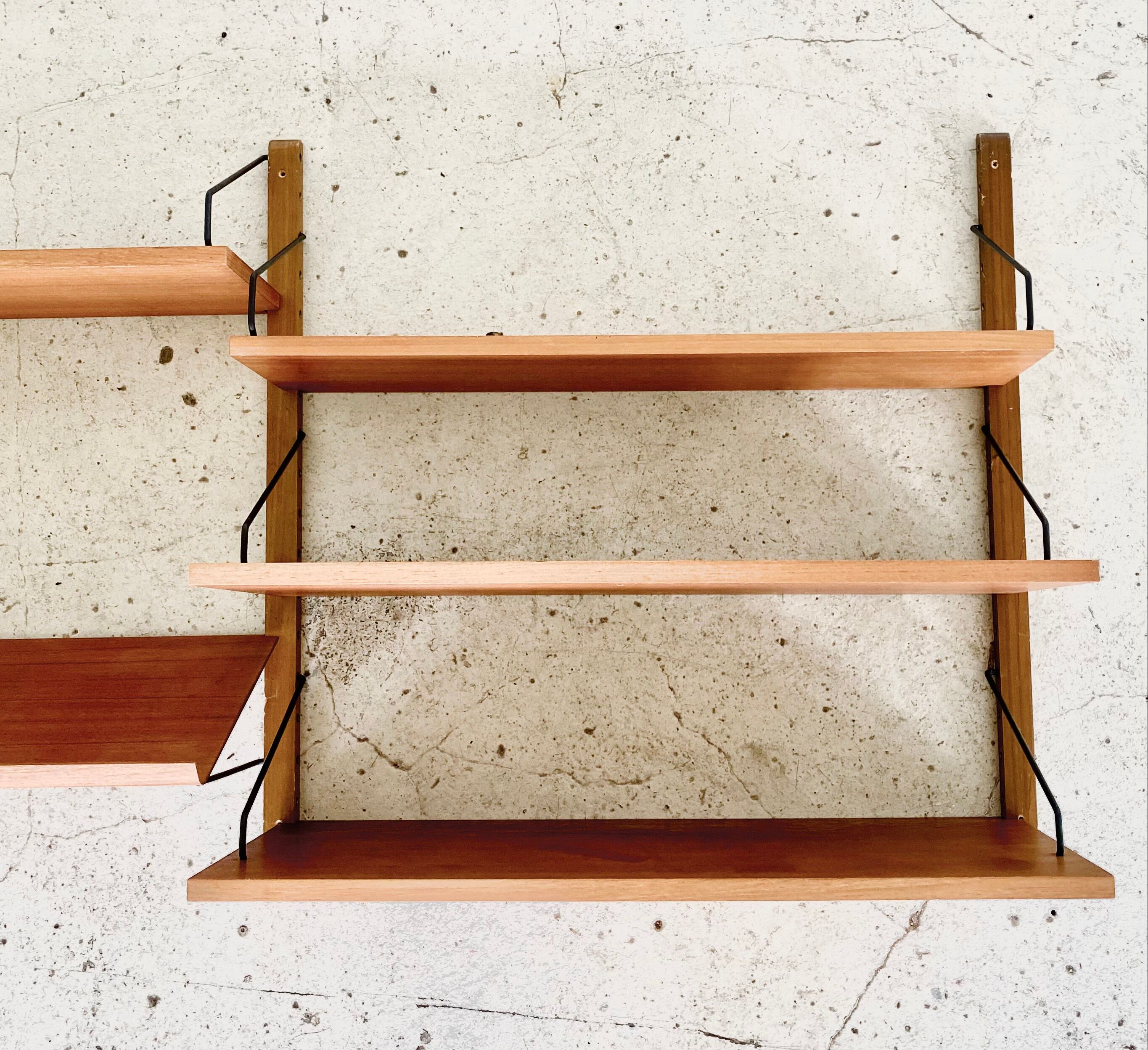 Etagère modulable par Poul Cadovius pour Royal System Danemark 1960