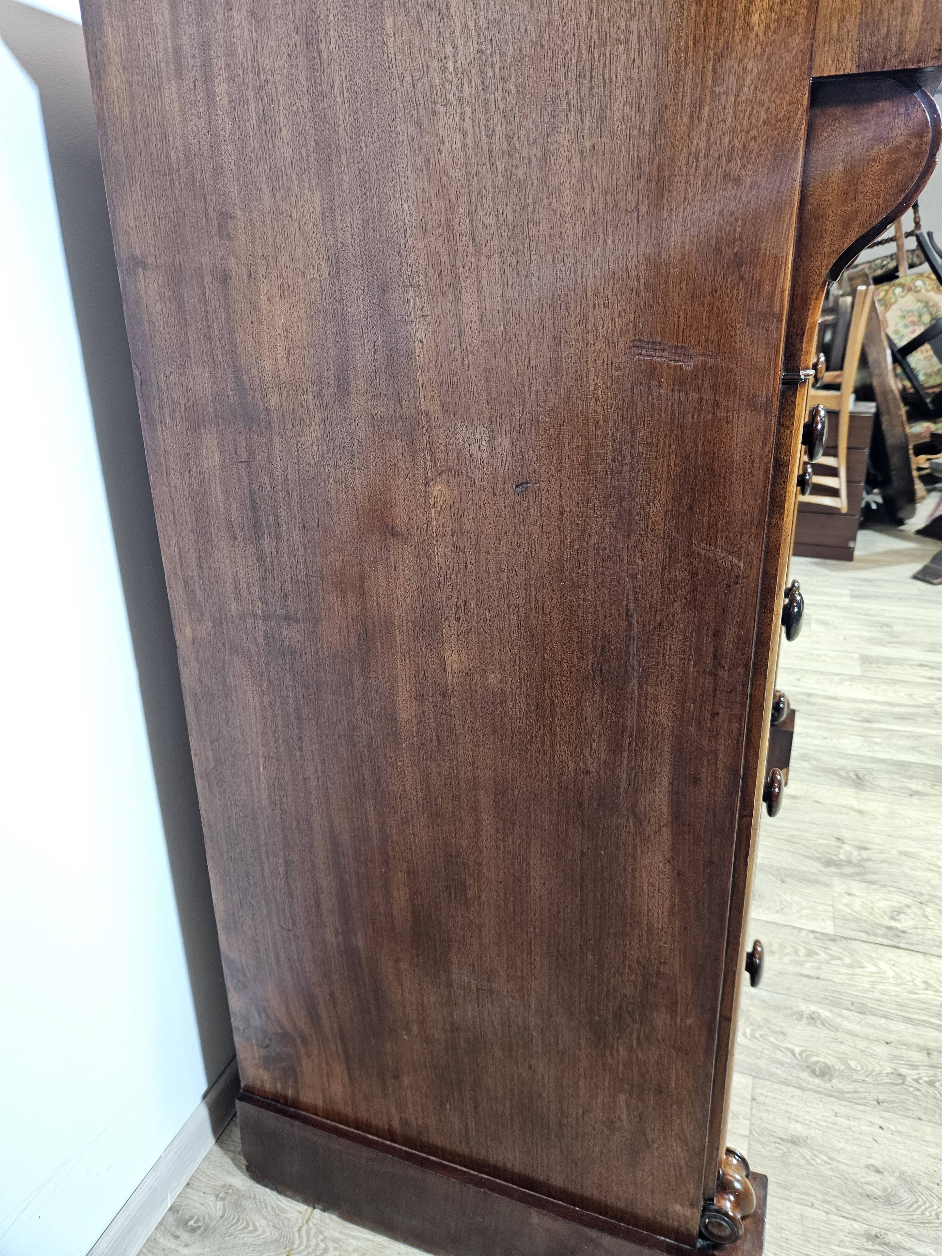 Chiffonier commode Biedermeier/Mahogany, première moitié du 19e siècle