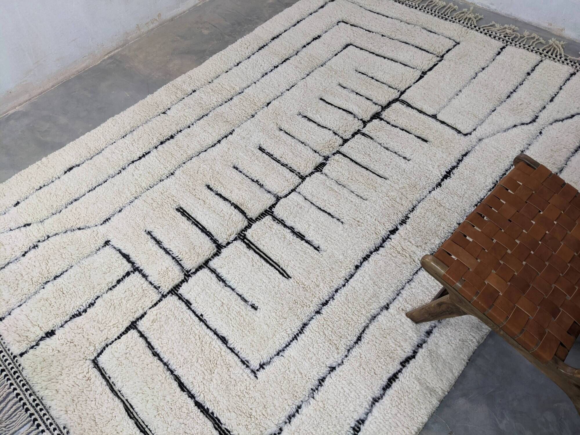 Large Beni Ouarain rug, 305 x 210 cm || 10.01 x 6.89 feet, G-303