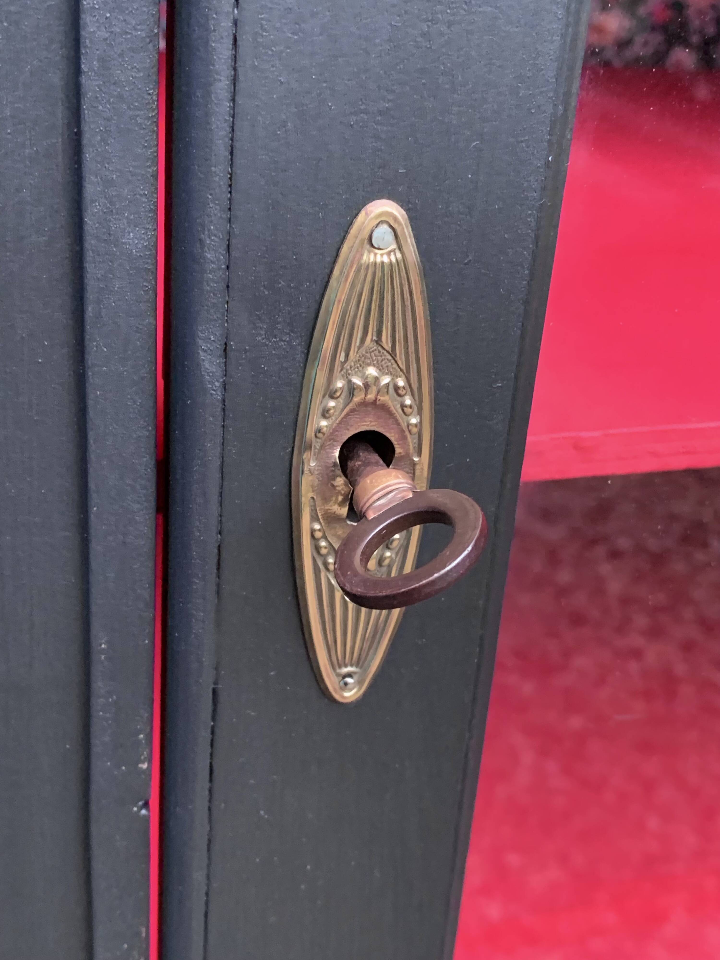 Parisian glazed hotel wardrobe 1930