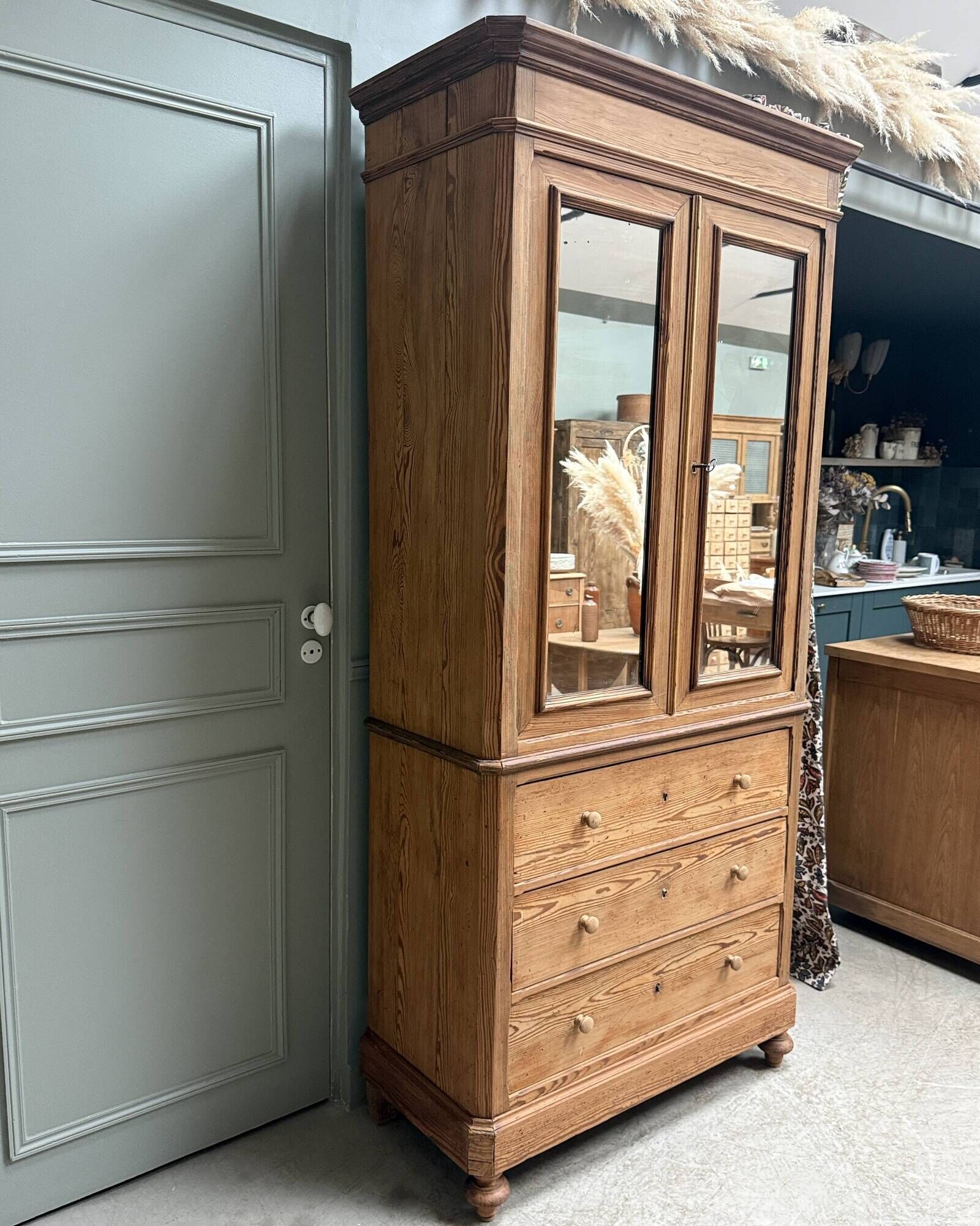 Louis Philippe wardrobe in solid pine (renovated)