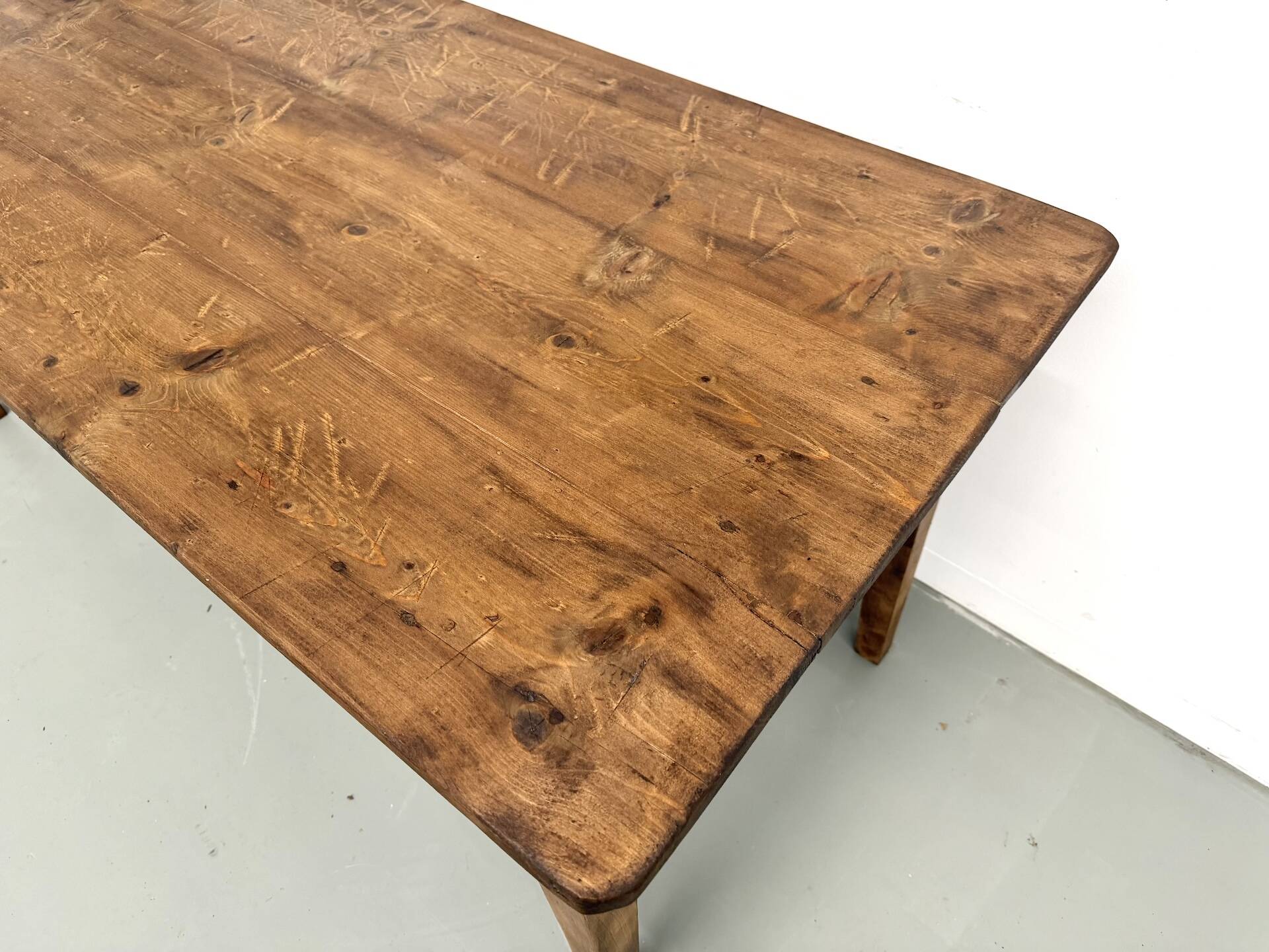 Vintage Pine Farm Table
