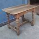 Table d'appoint rustique décapé