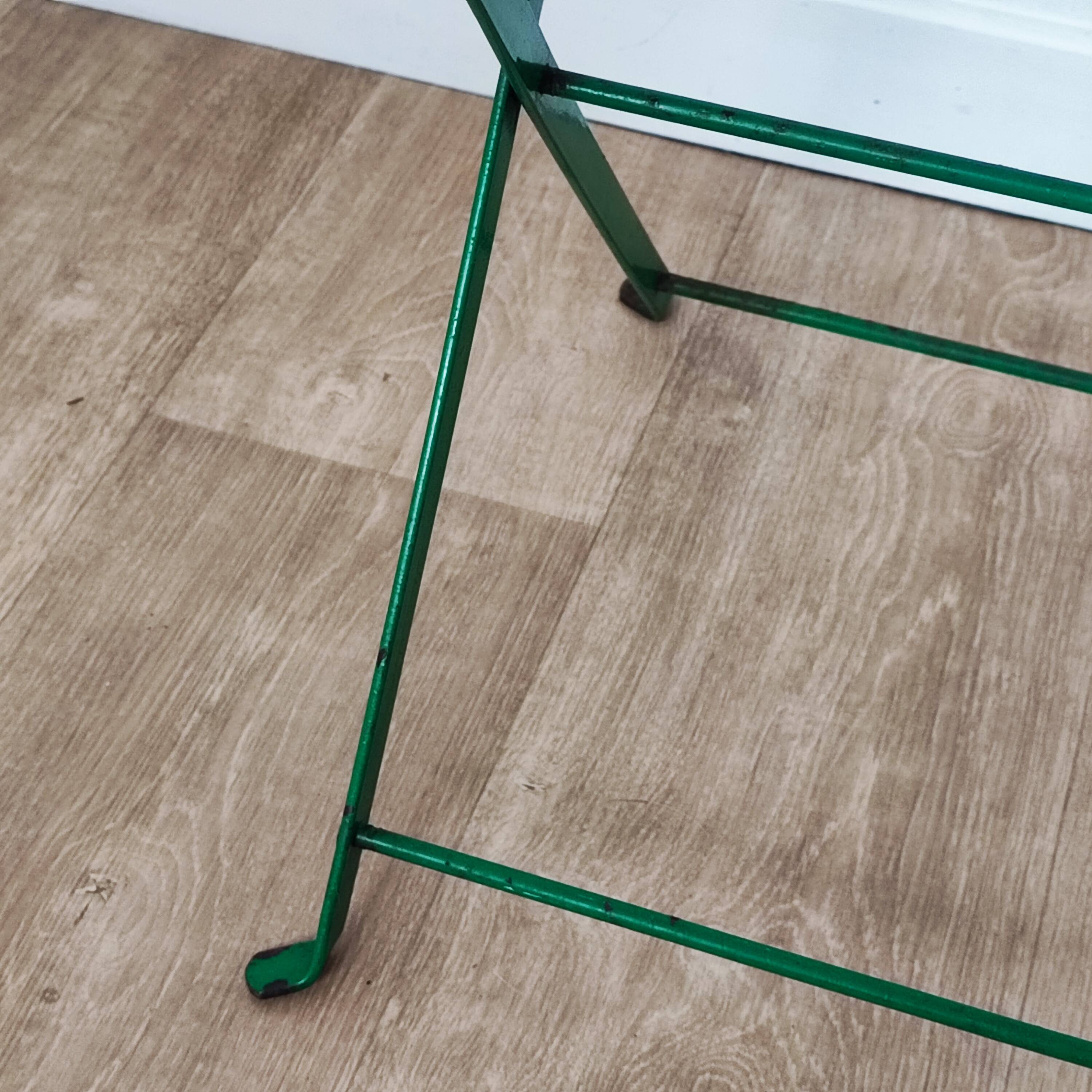 Folding garden chairs