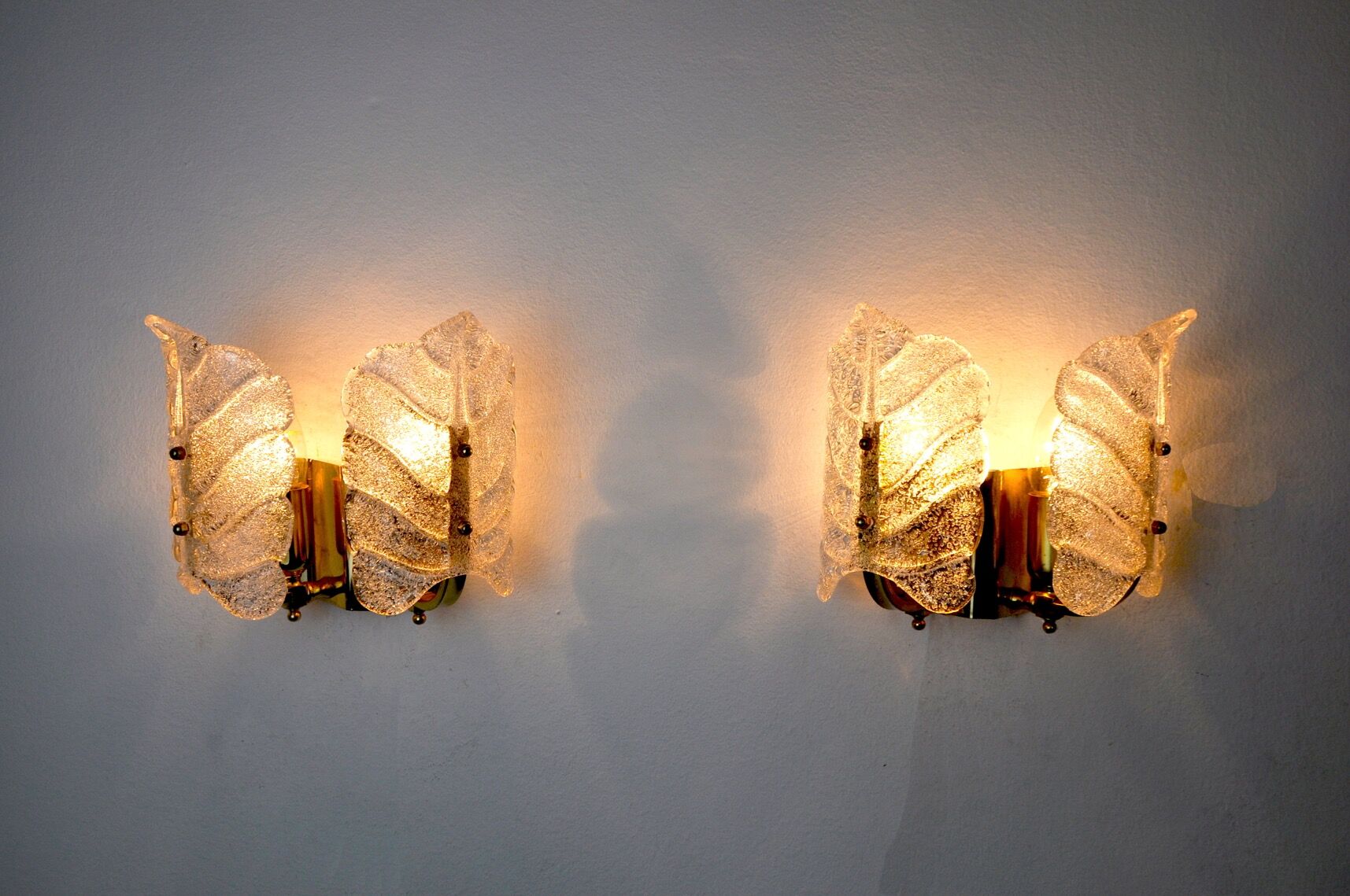 Pair of wall lamps Murano Leaves, Italy, 1970