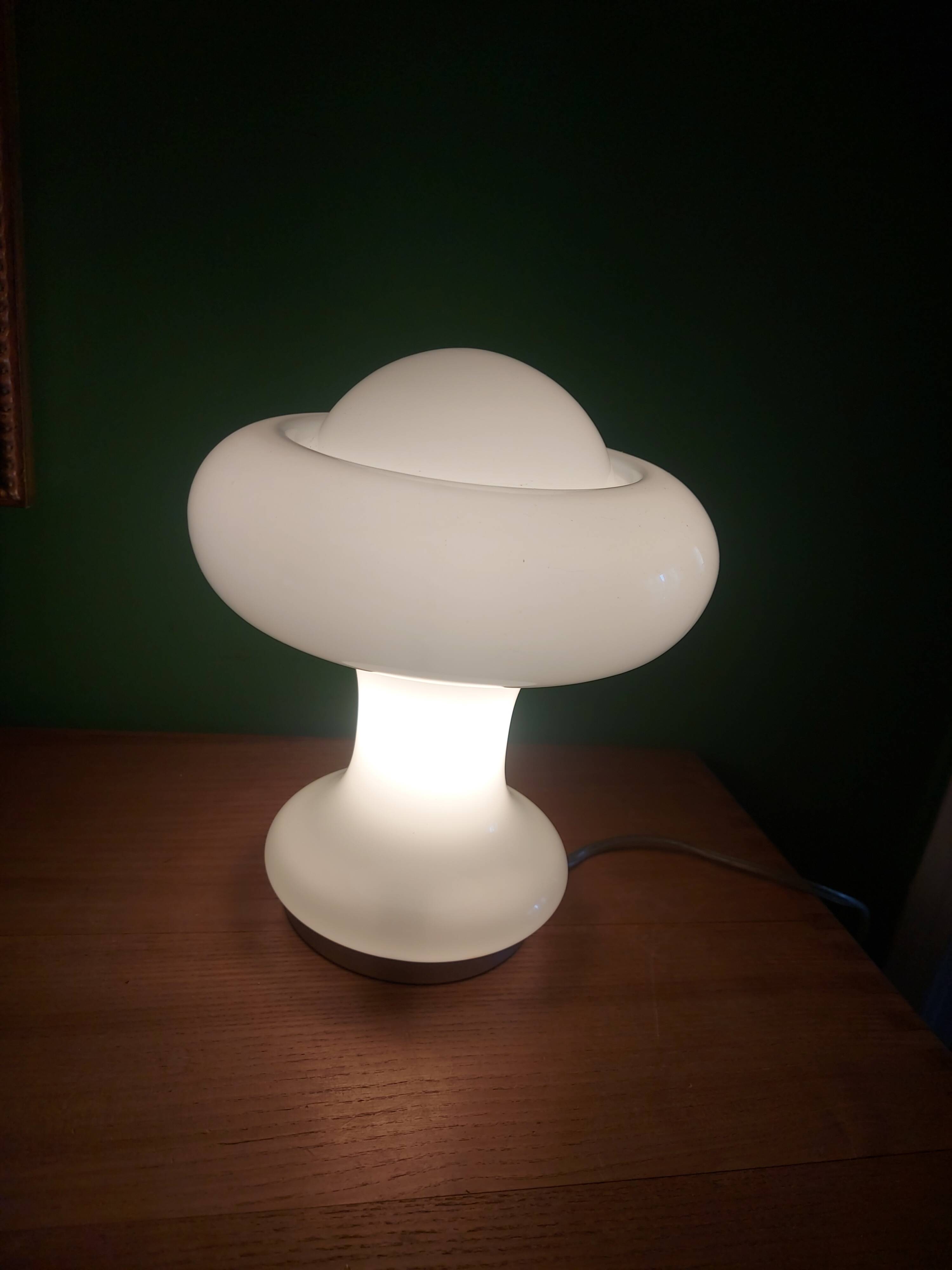 Mushroom lamp peill putzler in white opaline 60'S