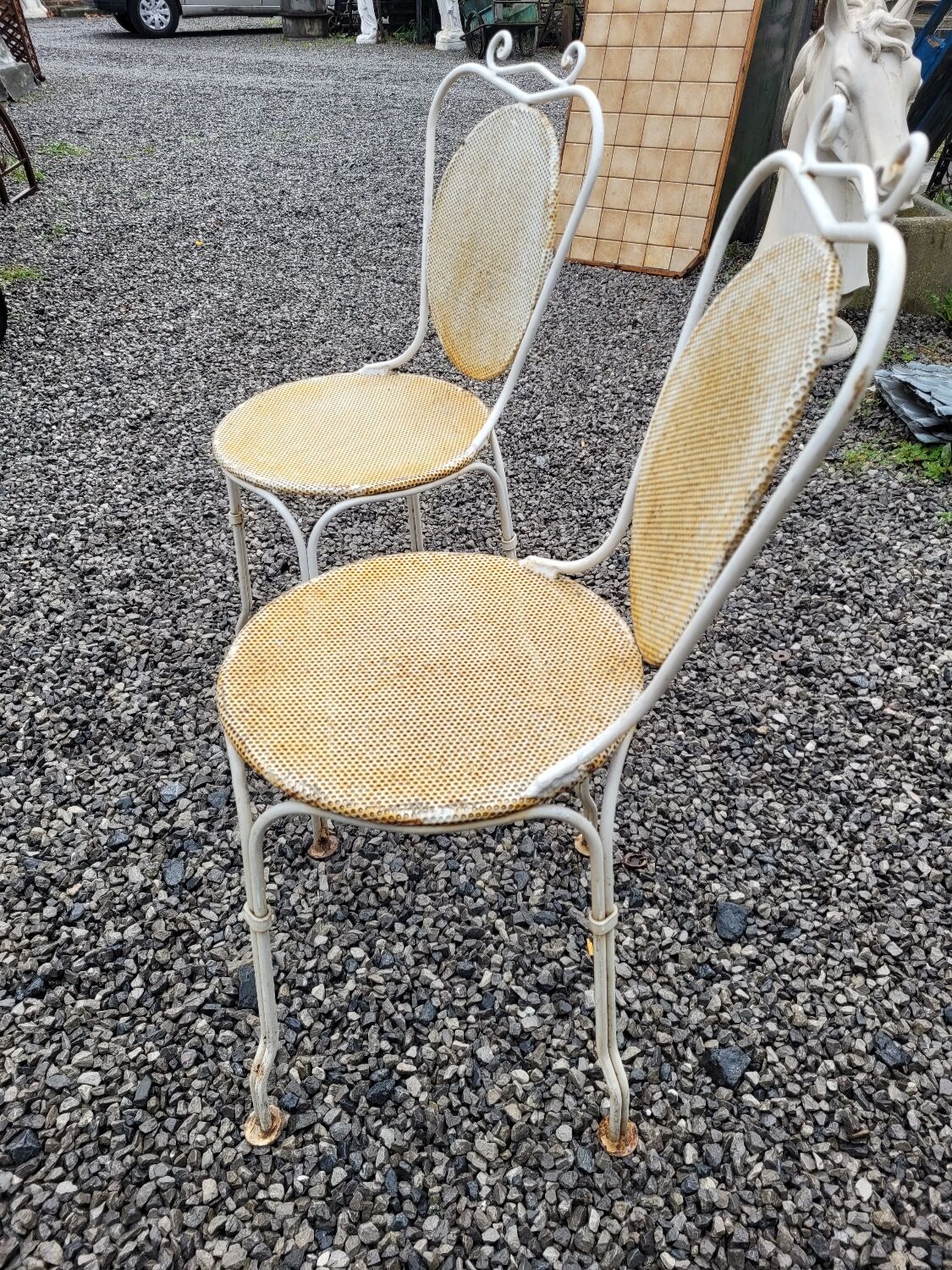 Paire de chaises de jardin en fer forgé