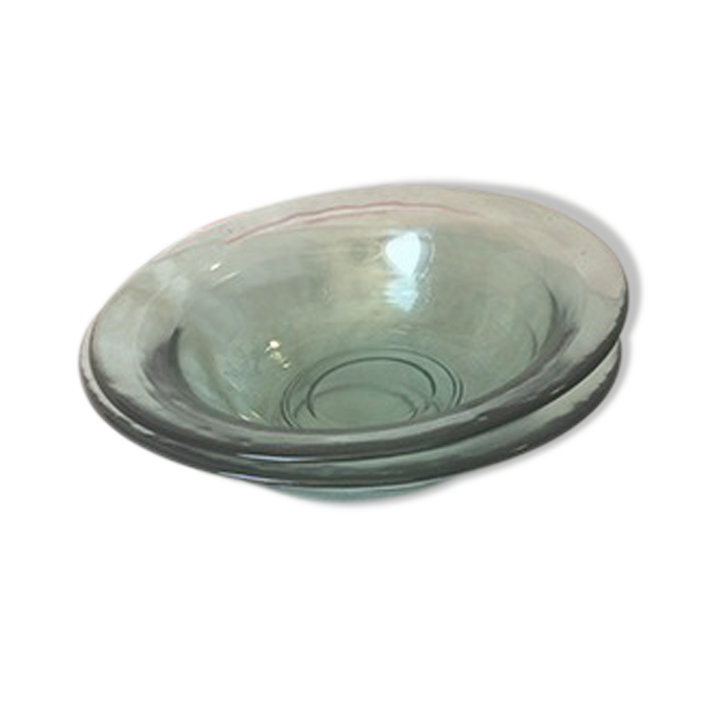 Two thick glass plates