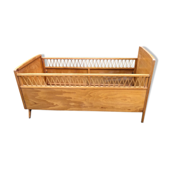 Child bed wood and rattan