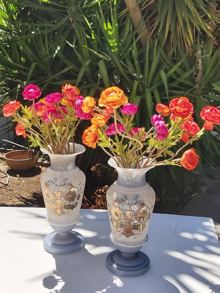 Paire de vases en opaline romantique Napoléon III