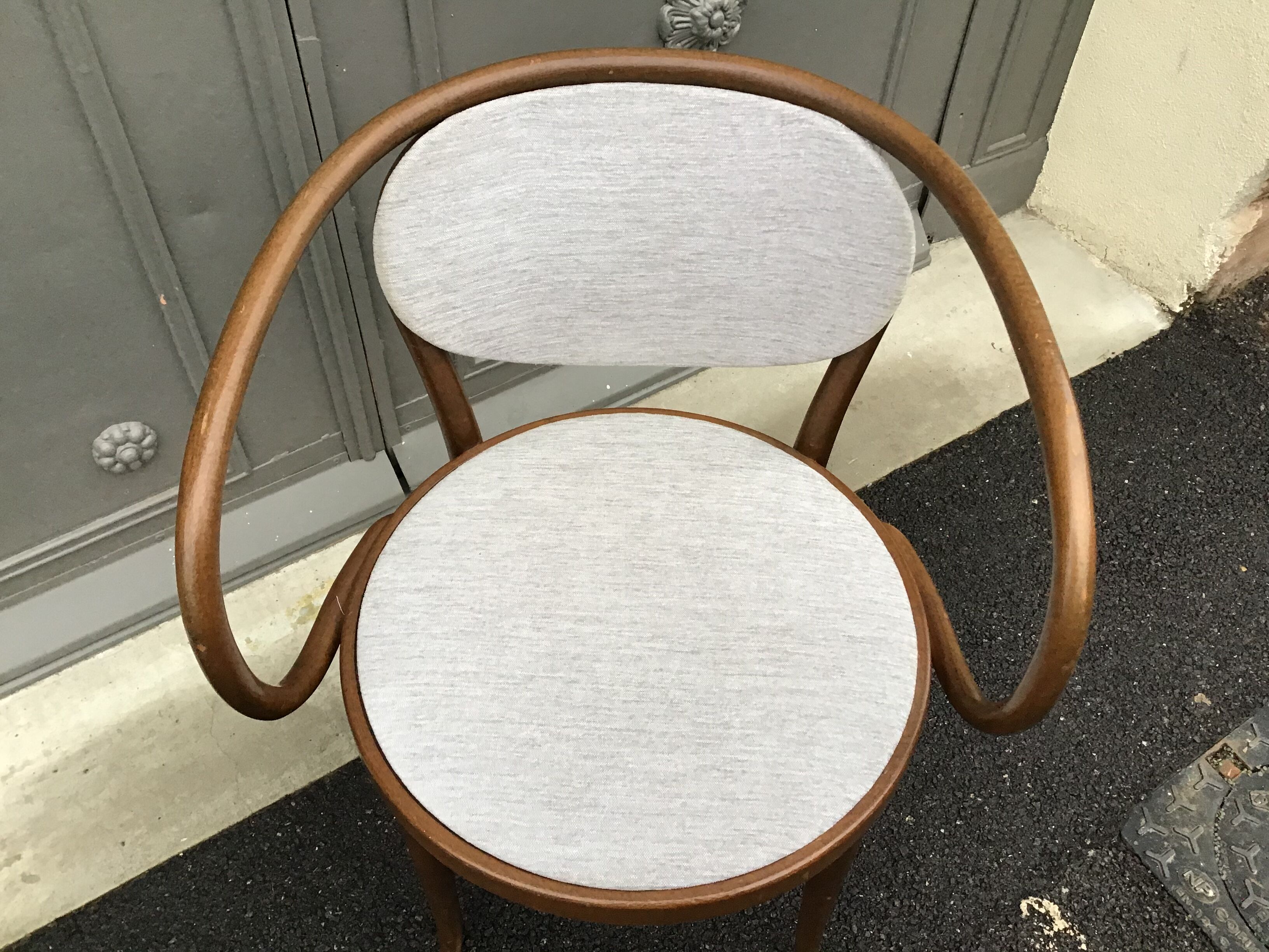 Tuna chair B9 Le Corbusier curved wood