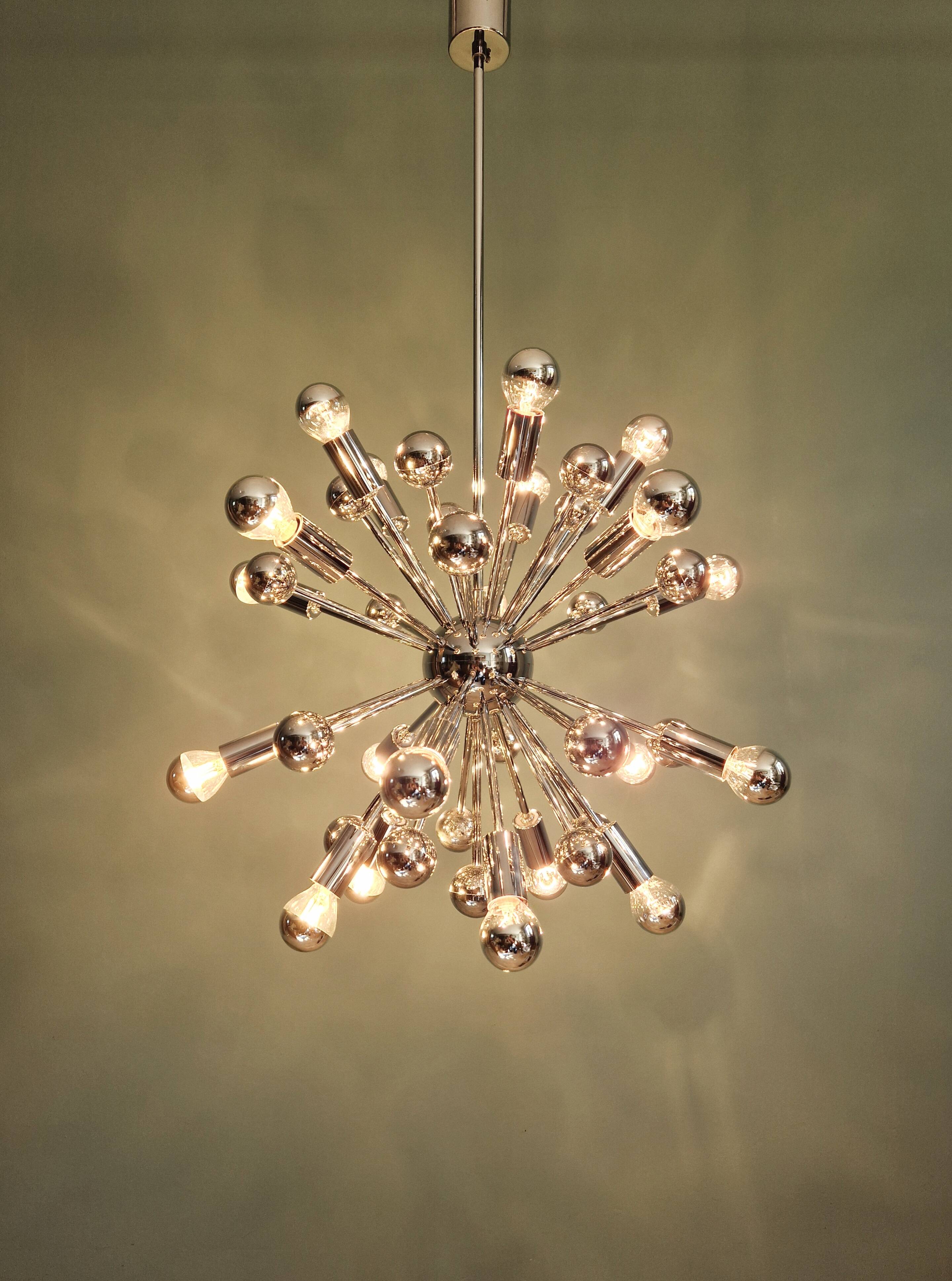 Sputnik chandelier in chrome metal, 20 light points, 70s
