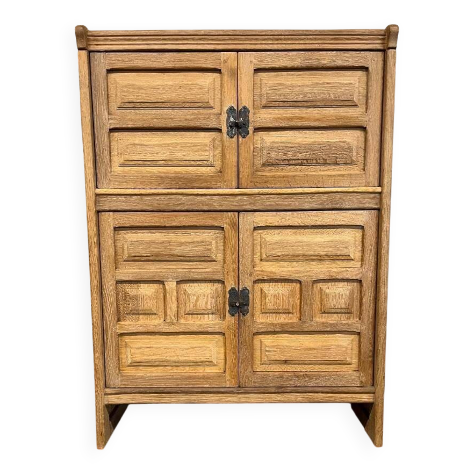 Vintage solid oak 'Depuydt' wardrobe