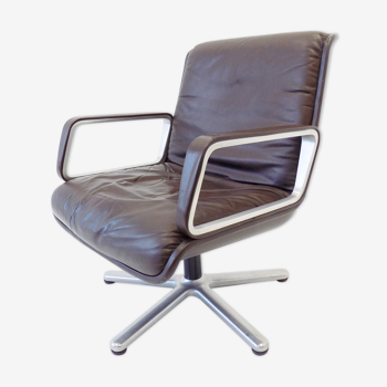 Fauteuil en cuir brun Wilkhahn Delta 2000 de Delta Design