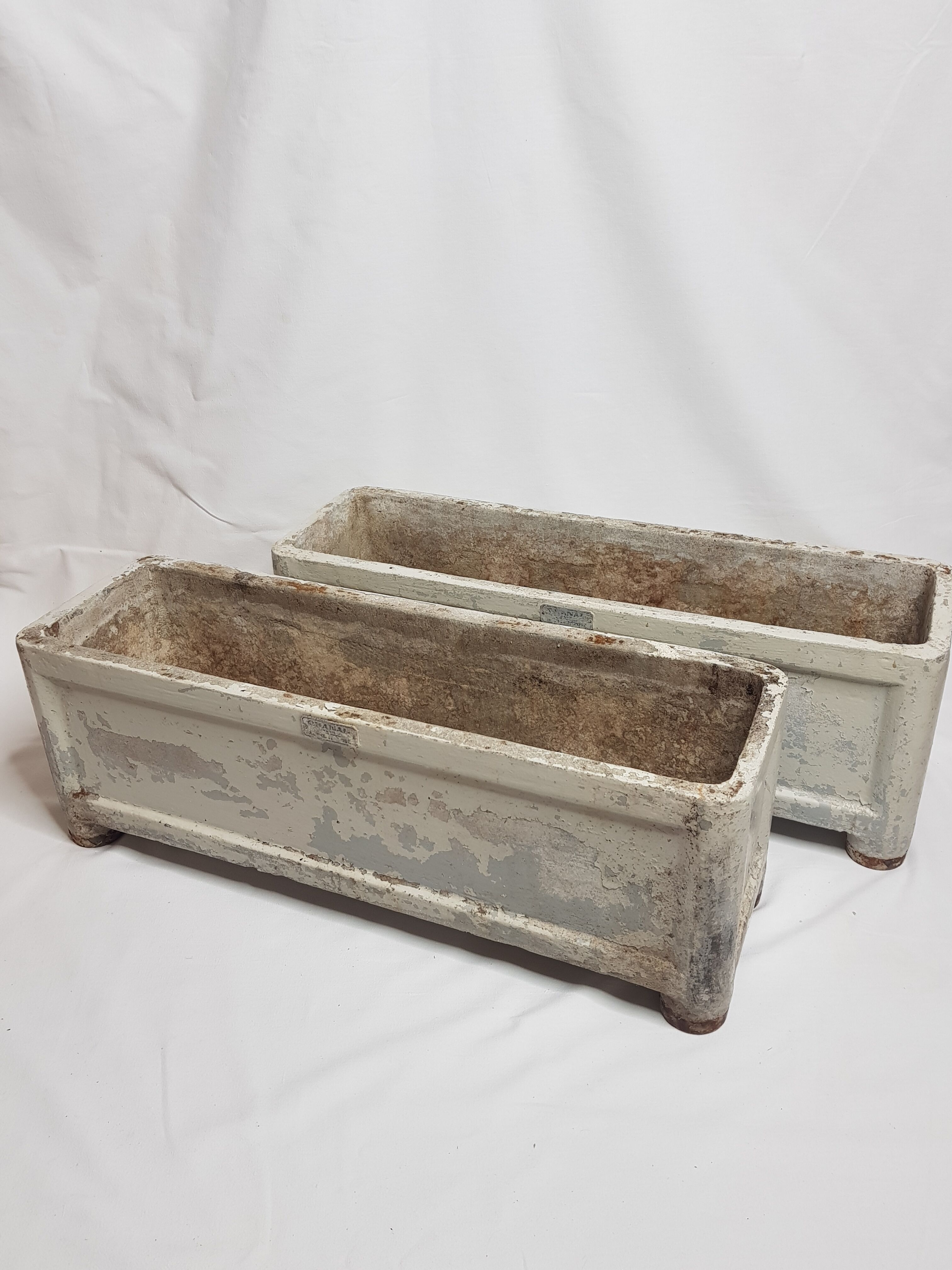 Pair of Art Deco-style Chanal cement bins, 65 cm