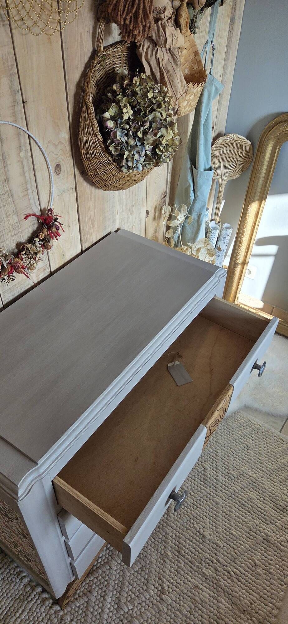 Art Deco chest of drawers with mustache feet