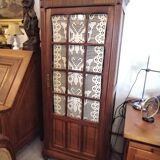 Armoire parisienne vitrée