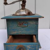 Old Delto coffee grinder