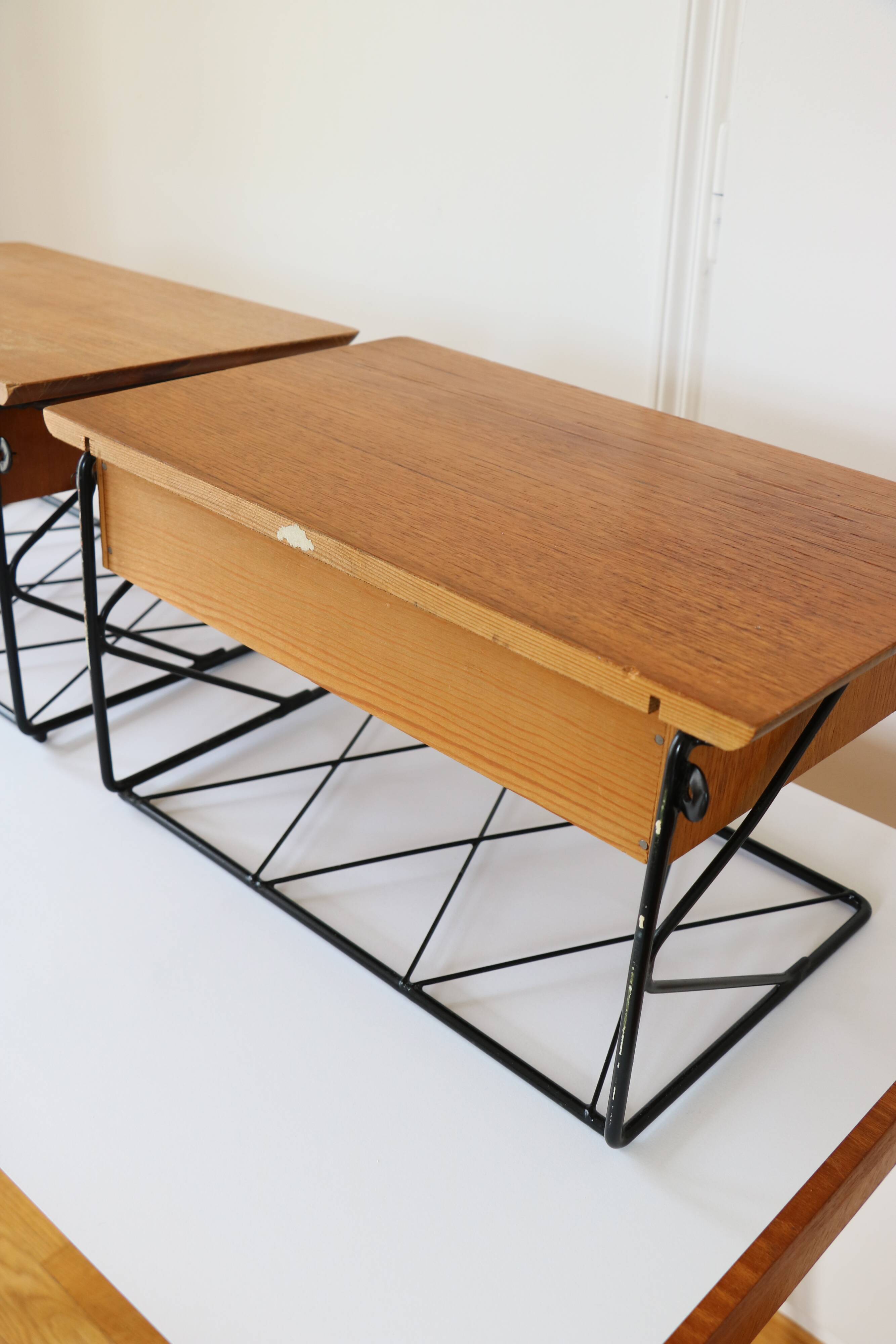 Pair of "string" wall-mounted bedside tables, Scandinavian, 1960.