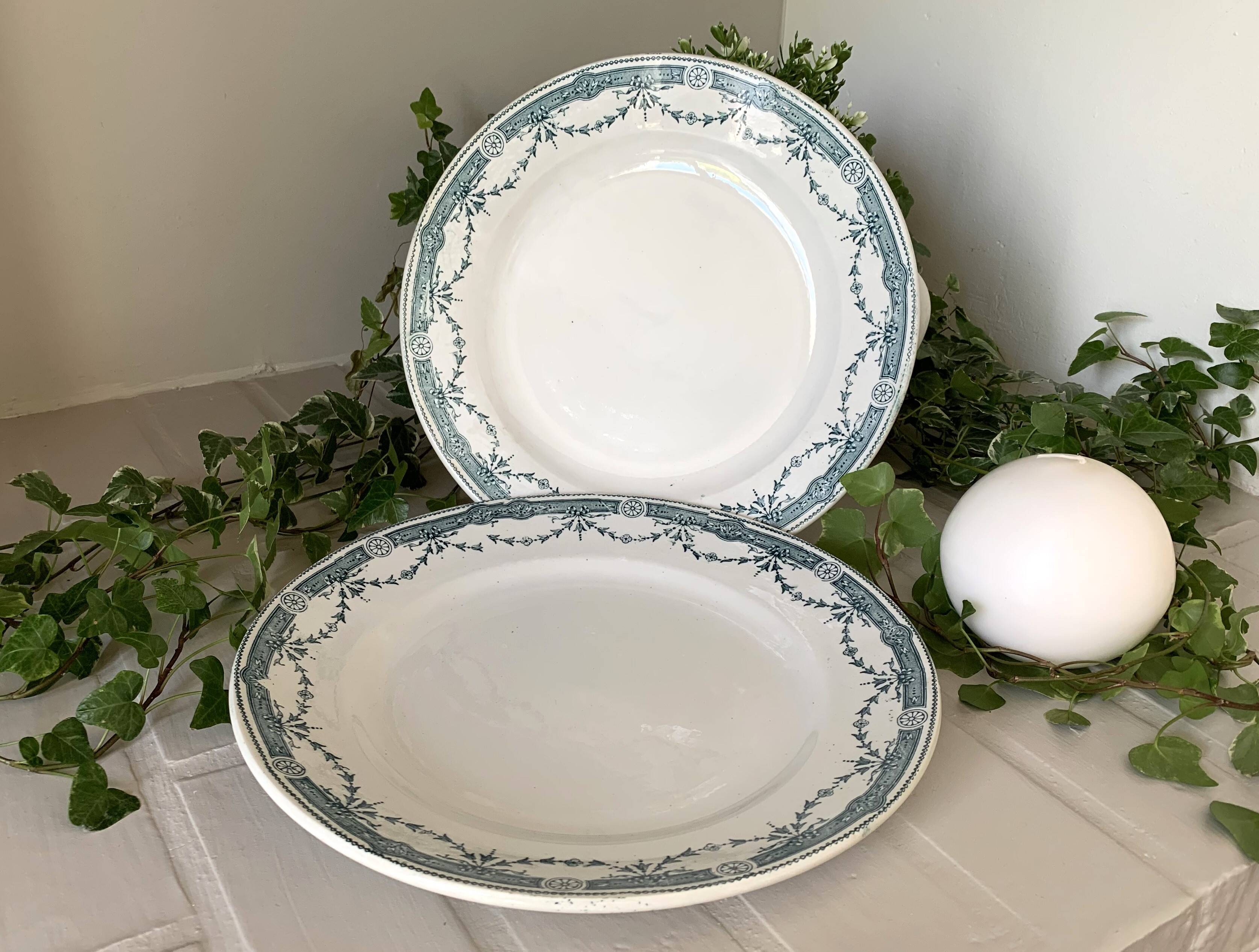 Duo of old earthenware dishes from Saint-Amand (North)