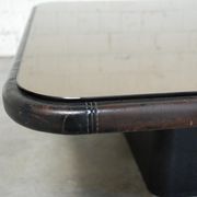 Table basse plateau miroir et cuir