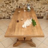 Farm table