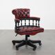 Chaise de bureau Chesterfield en cuir de vachette rouge/noir et bois
