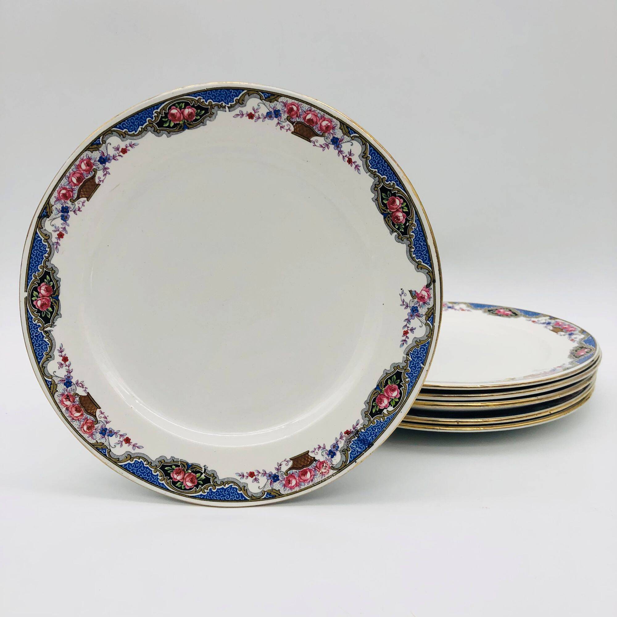 6 Assiettes à dessert  “Sarreguemines & Digoin”.