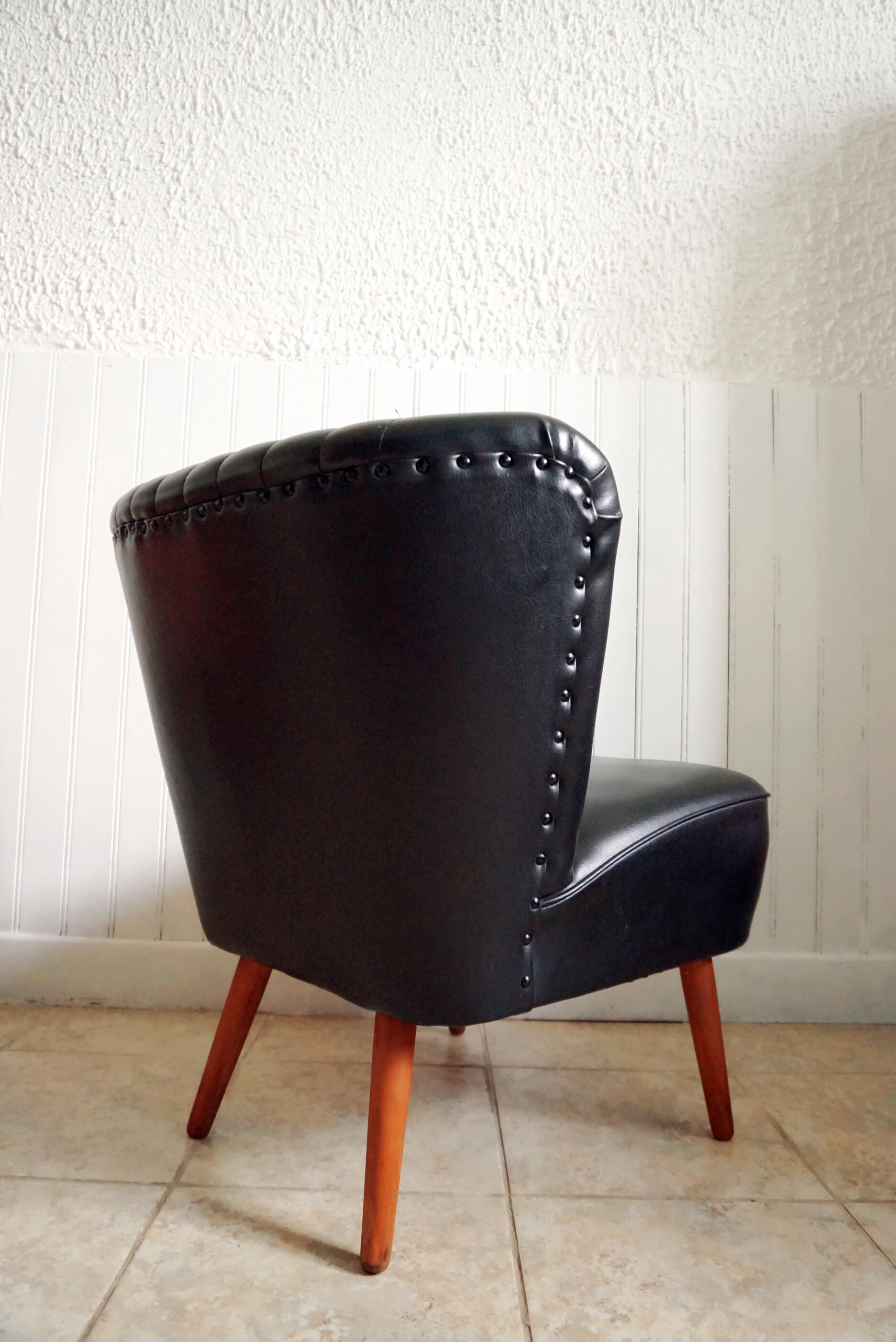 Studded Cocktail black Chair