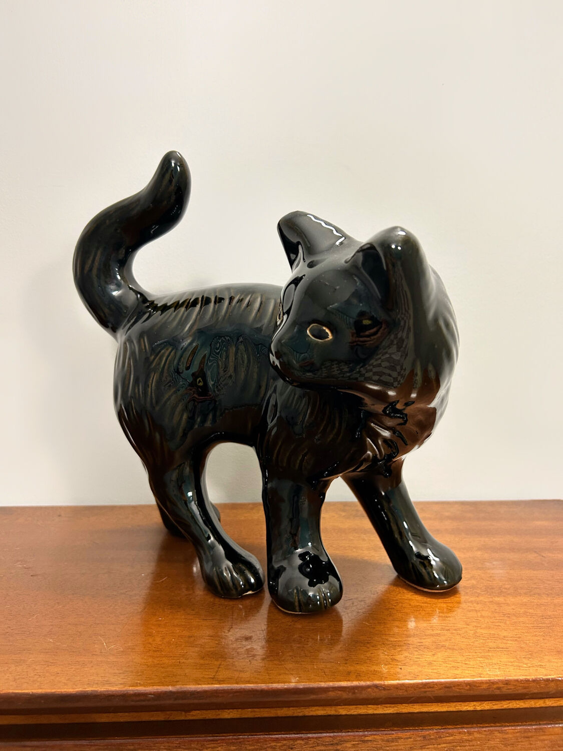 Black ceramic cat 60s