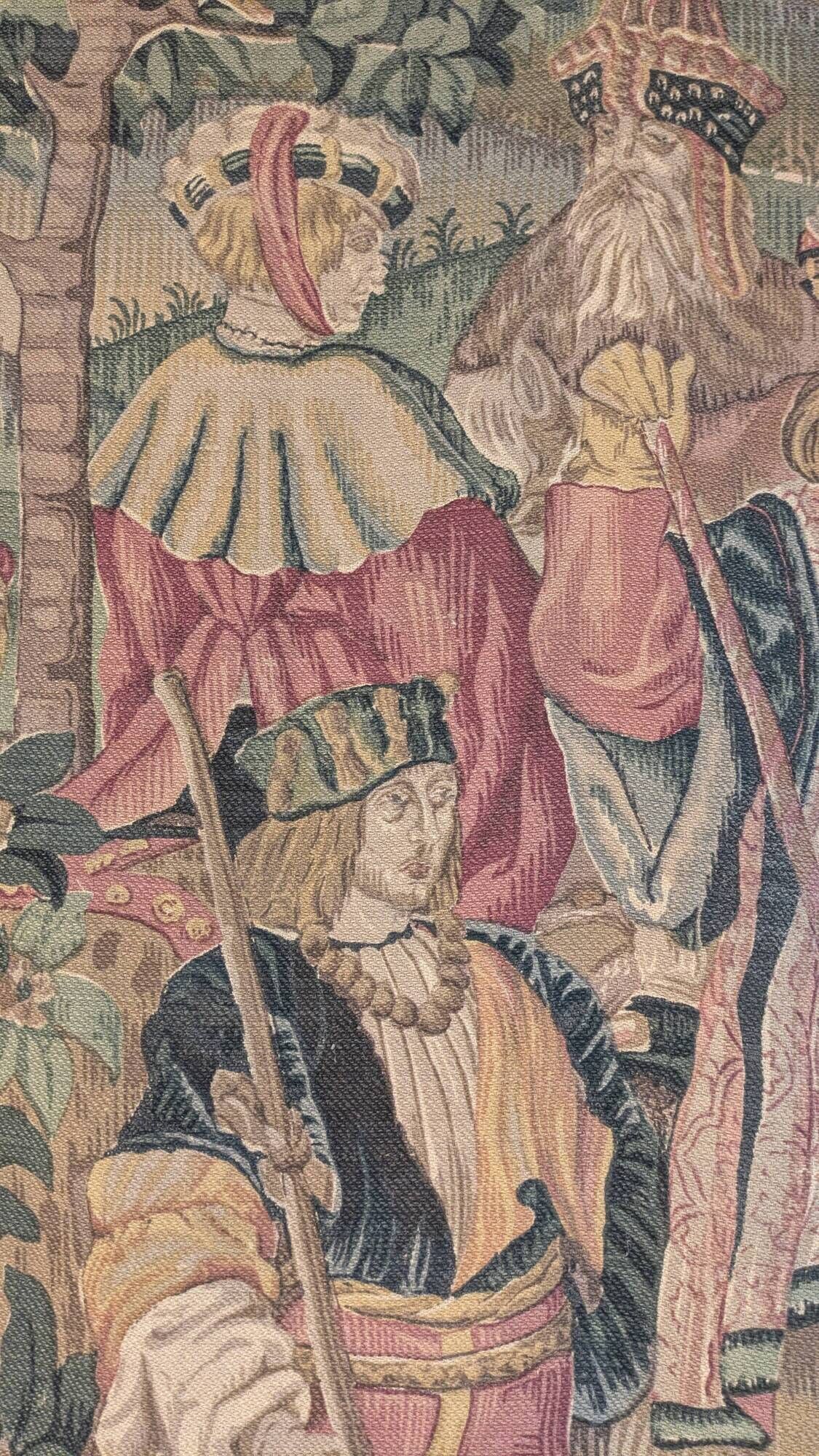 Medieval tapestry panels of the Reigny