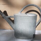 Zinc watering can