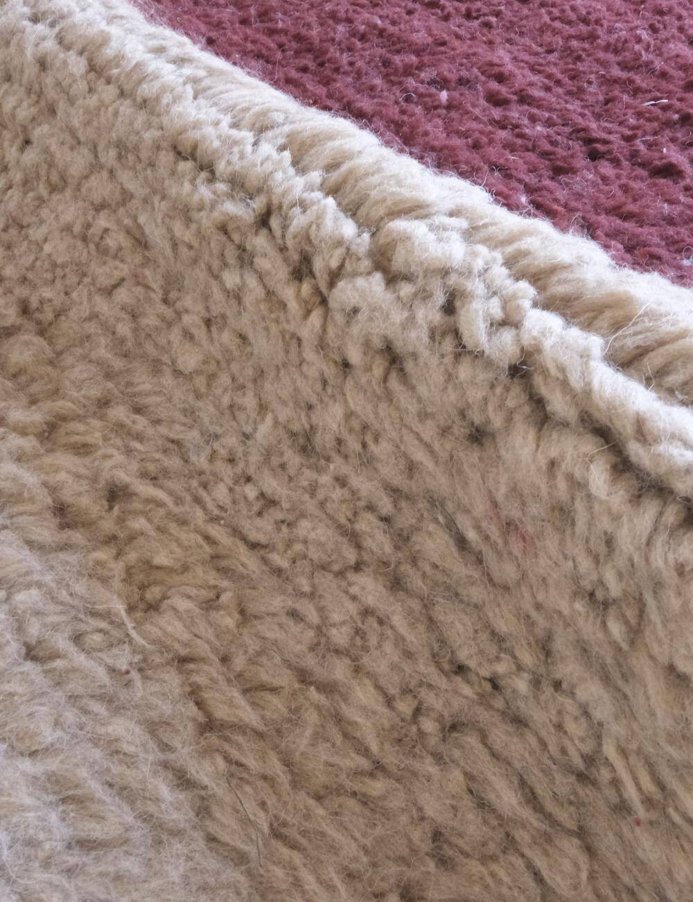 Contemporary wool rug - 293 x 193 cm
