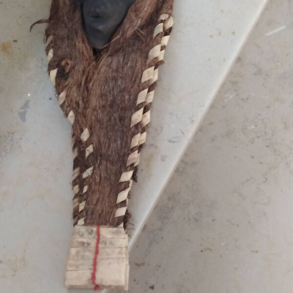 masque heaume de Nouvelle Guinée