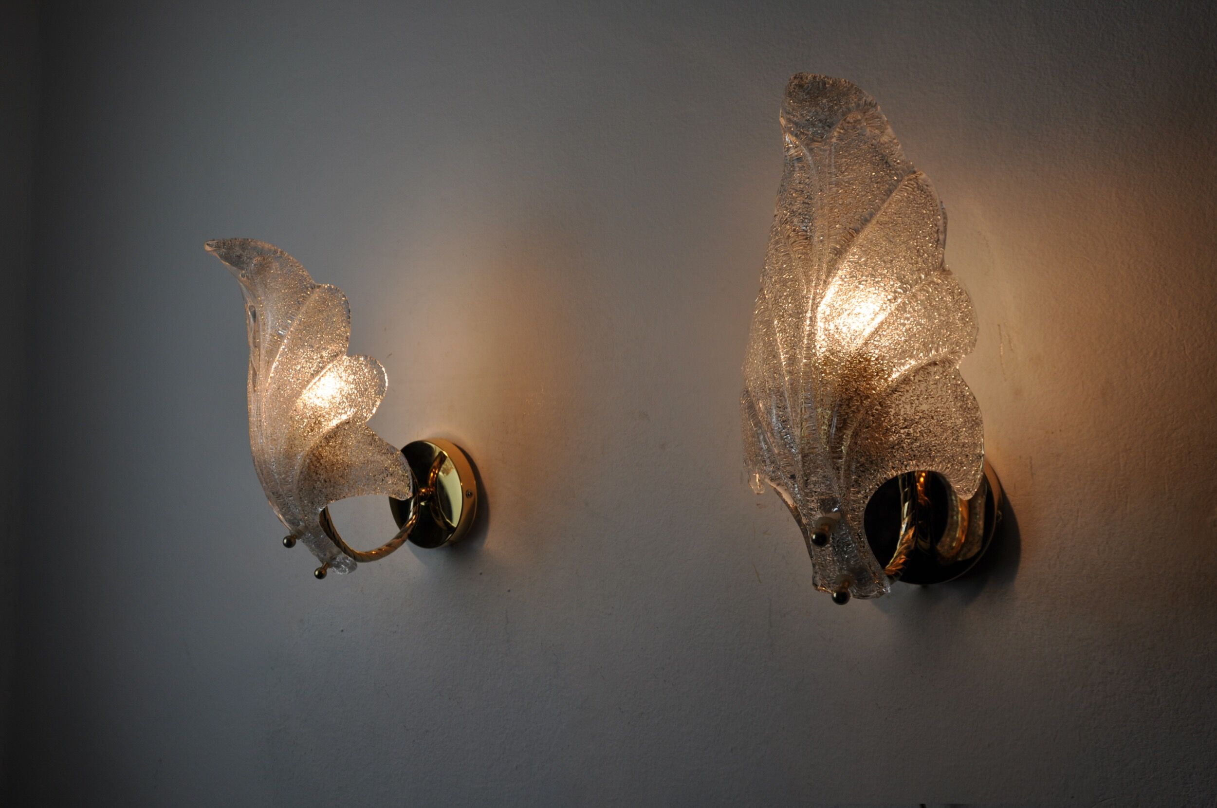 Pair of frosted leaf sconces, murano glass, italy, 1970