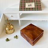 Magnifying glass wooden box