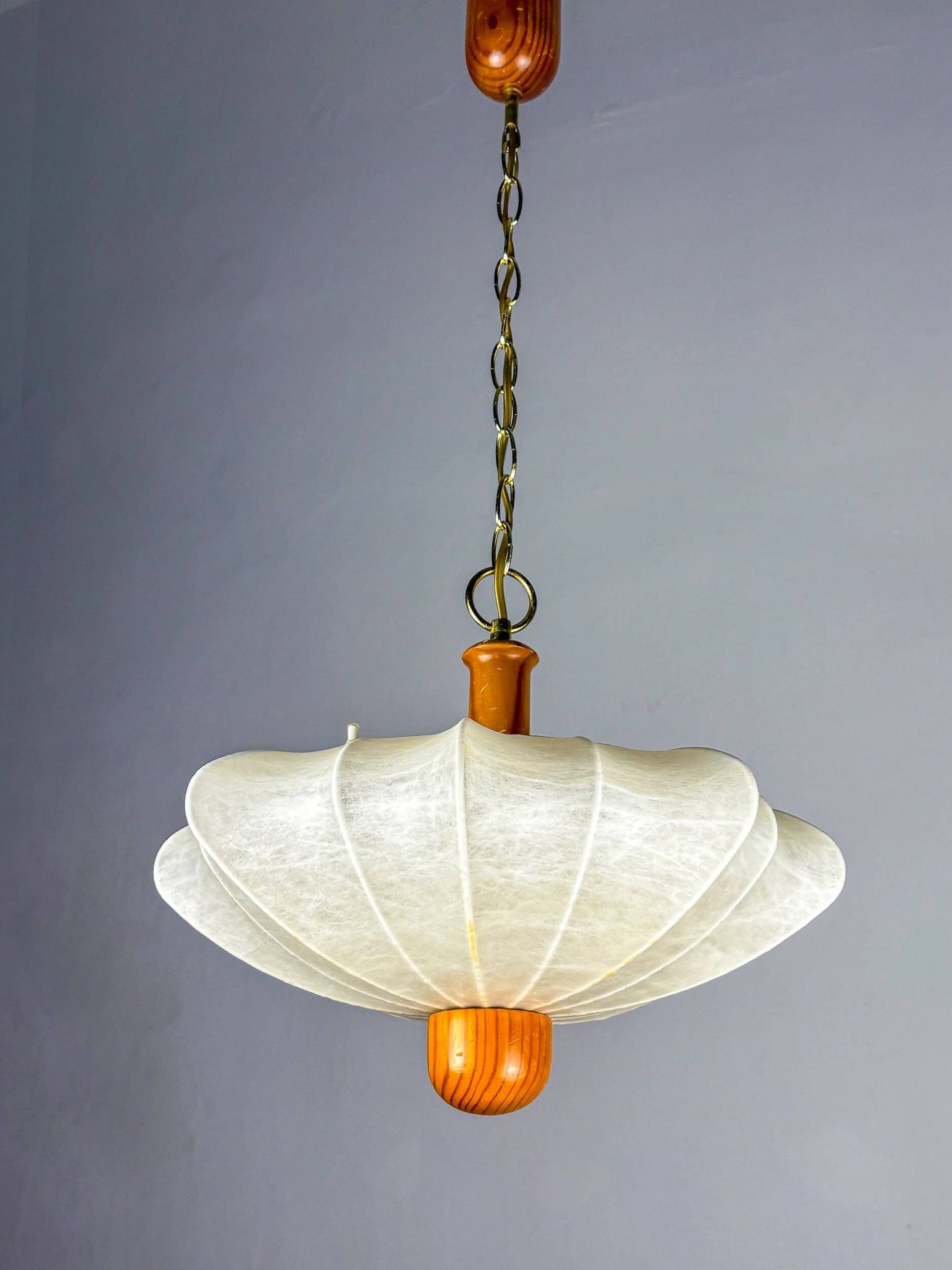 1960s Italian cocoon suspension, made of resin and pine wood.