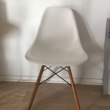 DSW chair by Charles & Ray Eames, Vitra edition